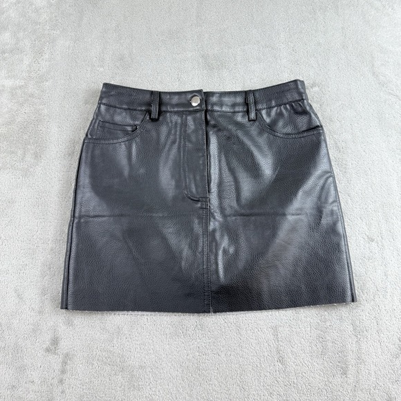 Forever 21 Dresses & Skirts - Forever 21 Mini Skirt Womens Medium Black Faux Leather Raw Hem A Line Punk